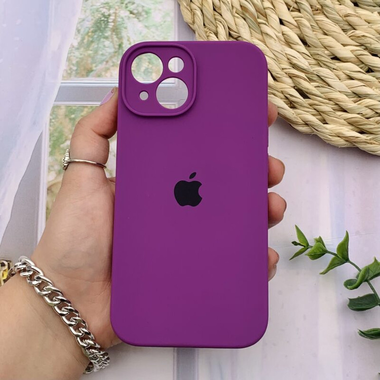 قاب گوشی iPhone 15 آیفون سیلیکونی پاک کنی اورجینال داخل پارچه ای محافظ لنز دار رنگ بنفش تیره