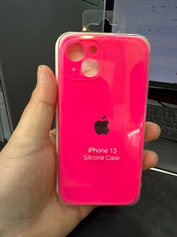 کاور مدل سیلیکونی مناسب برای گوشی موبایل اپل iPhone 13