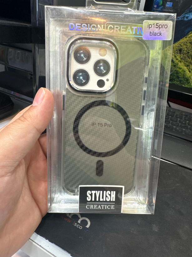 قاب/گارد stylisg carbon طرح کربن دارای قابلیت شارژ مگسیف آیفون 15pro black
