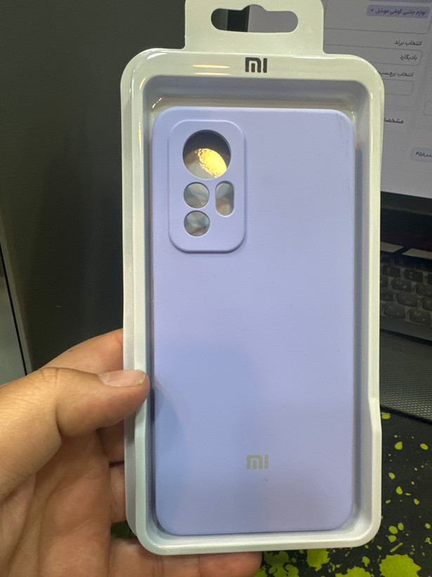 کاور بادیگارد مدل سیلیکونی مناسب برای گوشی موبایل شیائومی Mi 12 Lite