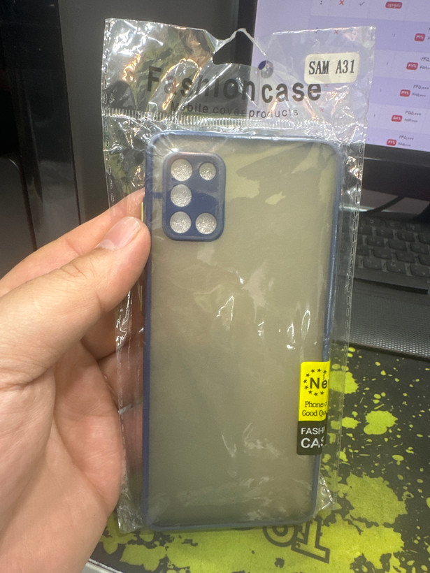 کاور گلدن گارد مدل هیبریدی پشت مات کد مناسب برای گوشی موبایل سامسونگ Galaxy A31 به همراه محافظ صفحه نمایش سرامیک مات