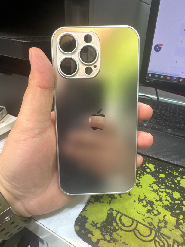 قاب محافظ لنزدار belkin برای گوشی iphone 14 promax نقره ای براق آیینه ای