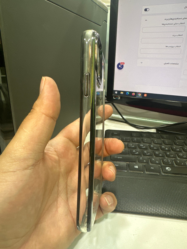 قاب کاور گوشی آیفون 11 پرو مکس / iphone 11 pro max مدل پشت شفاف دور مشکی - New Skin