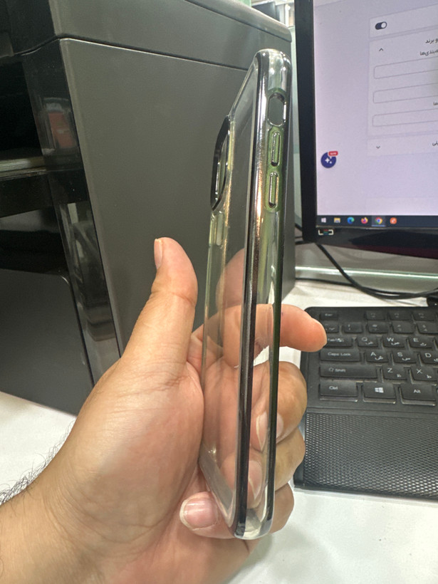 قاب کاور گوشی آیفون 11 پرو مکس / iphone 11 pro max مدل پشت شفاف دور مشکی - New Skin