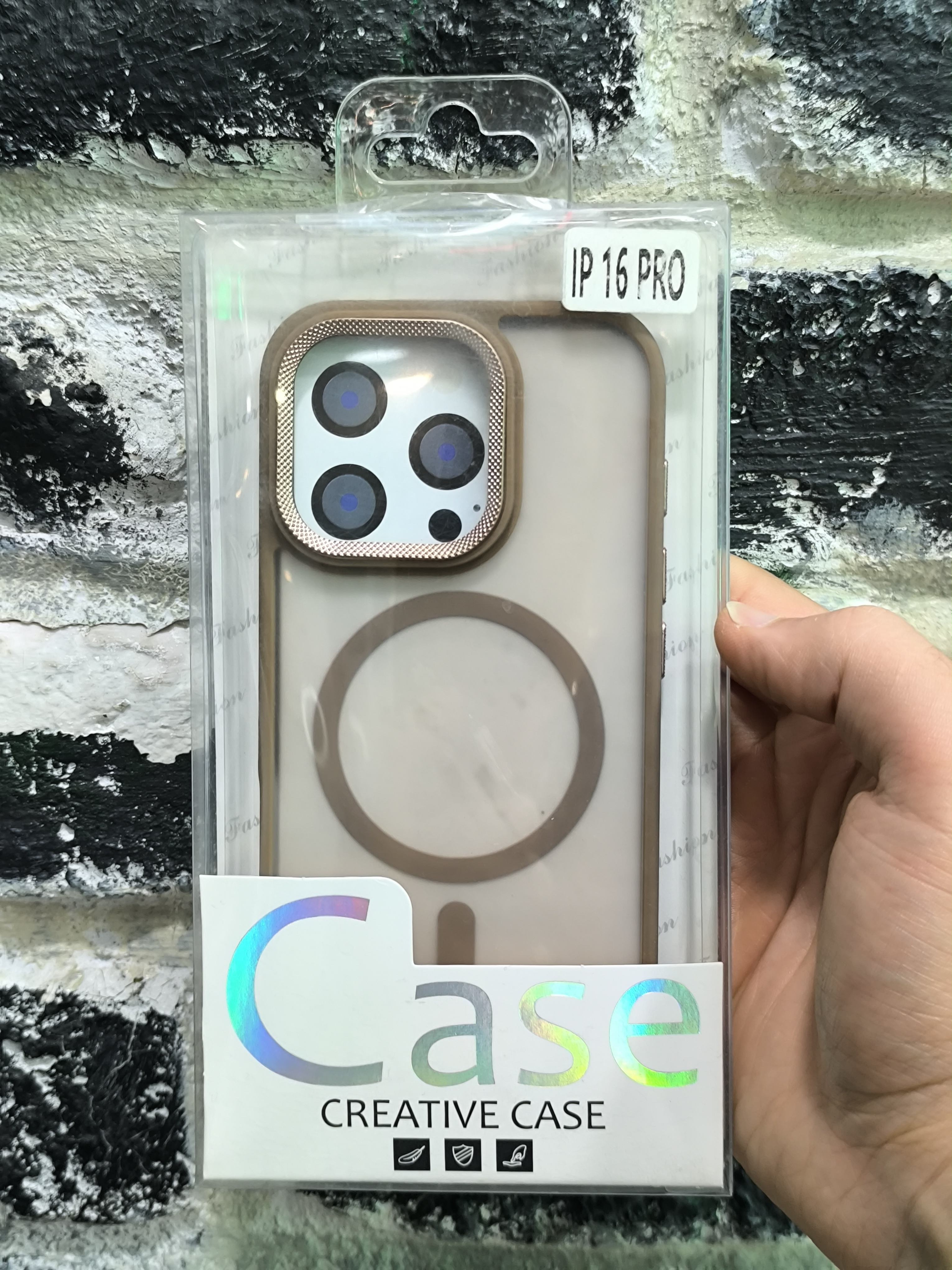 قاب کاور گوشی آیفون 16 پرو / iphone 16 pro مدل پشت مات سخت مگ سیف دار - Case